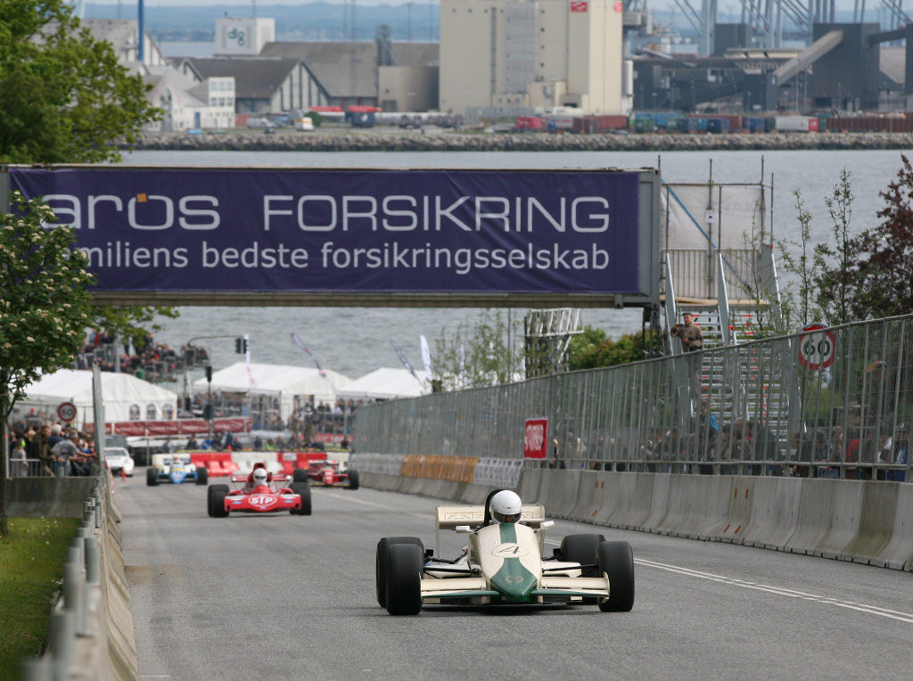 Formel 1 kørsel bliver uden tvivl en dejlig oplevelse, for alle sanserne.
(Foto: Motorsporten.dk)